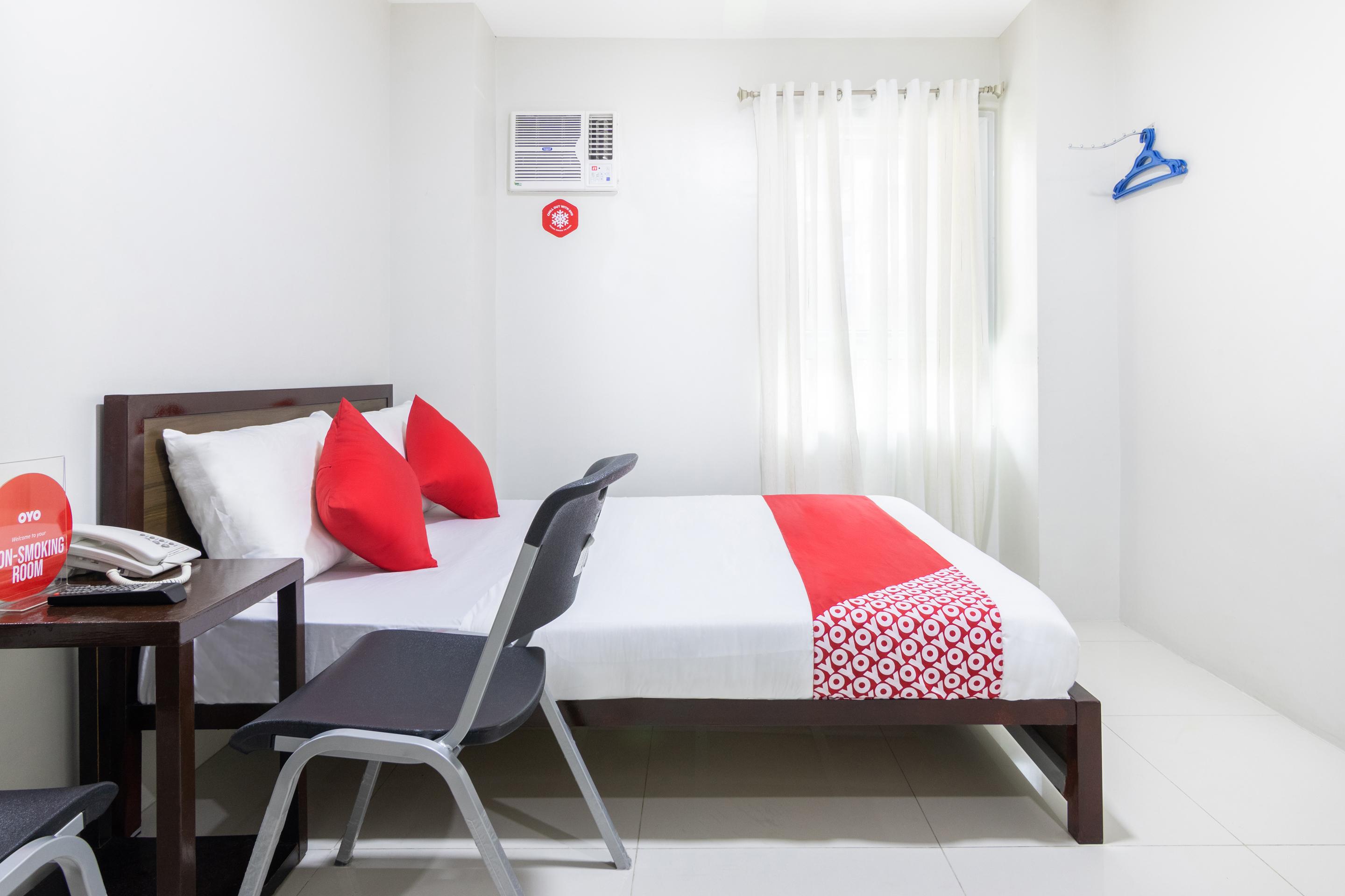 Oyo 152 Sangco Condotel Manille Extérieur photo
