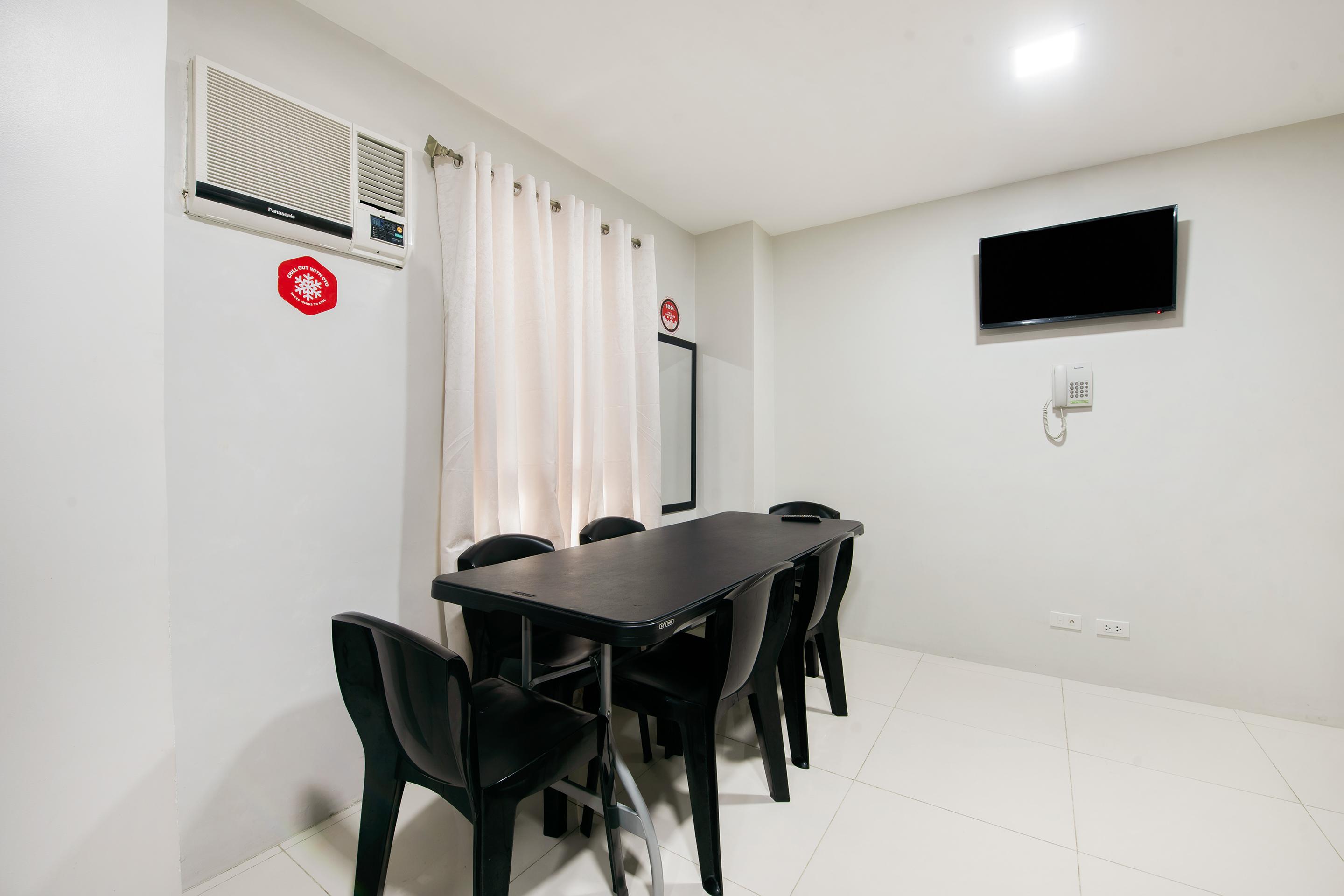 Oyo 152 Sangco Condotel Manille Extérieur photo
