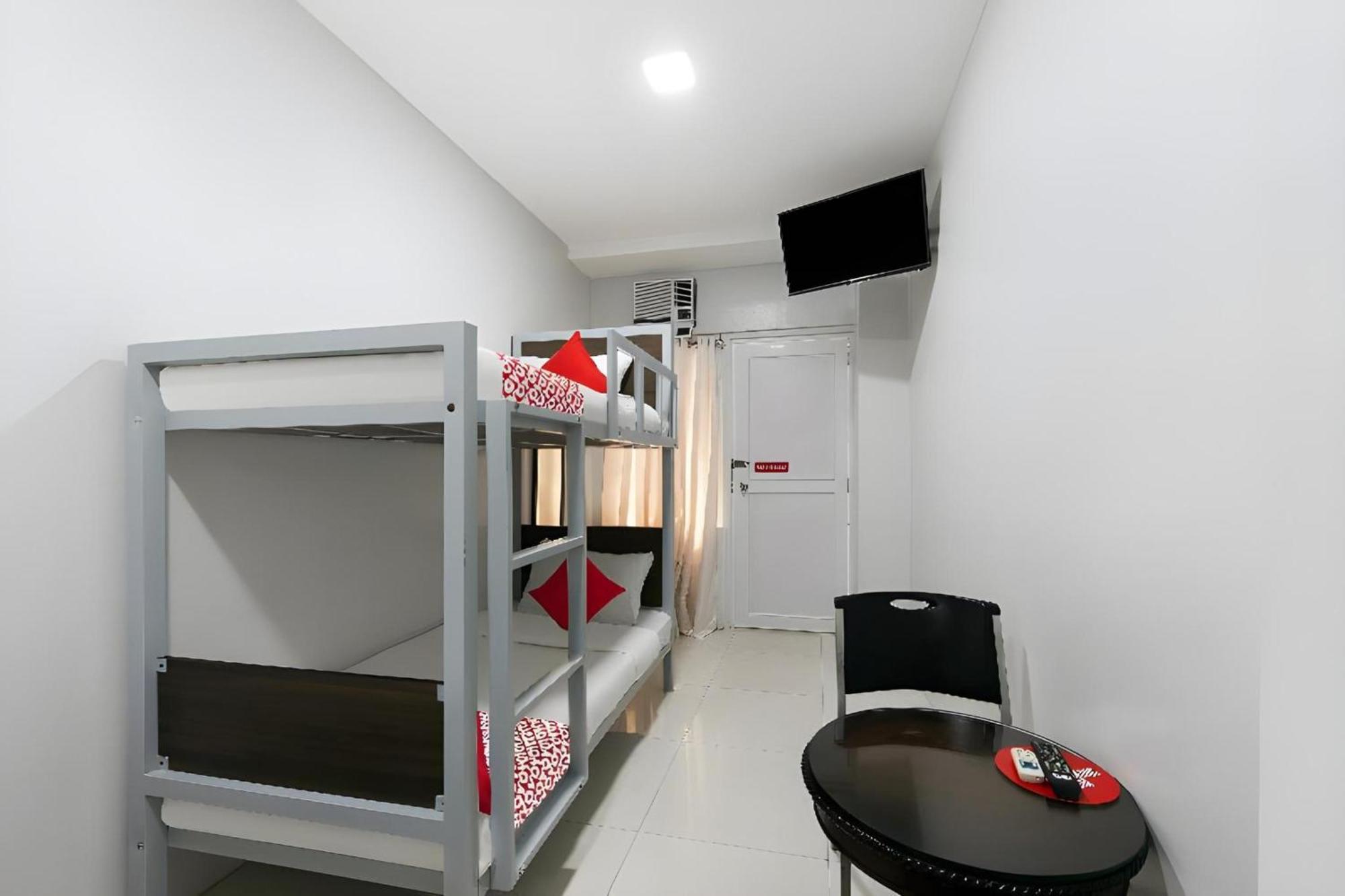 Oyo 152 Sangco Condotel Manille Extérieur photo