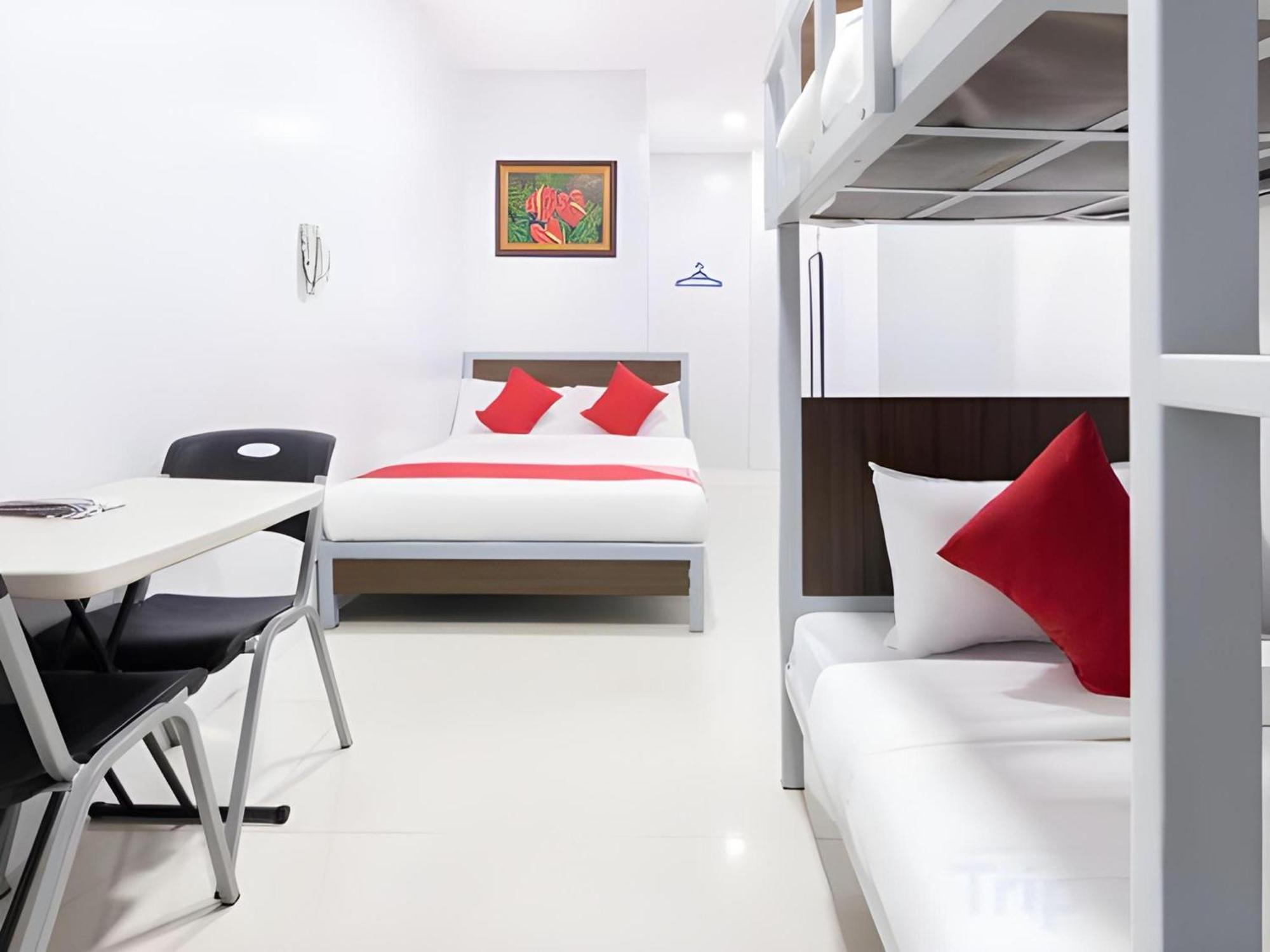 Oyo 152 Sangco Condotel Manille Extérieur photo