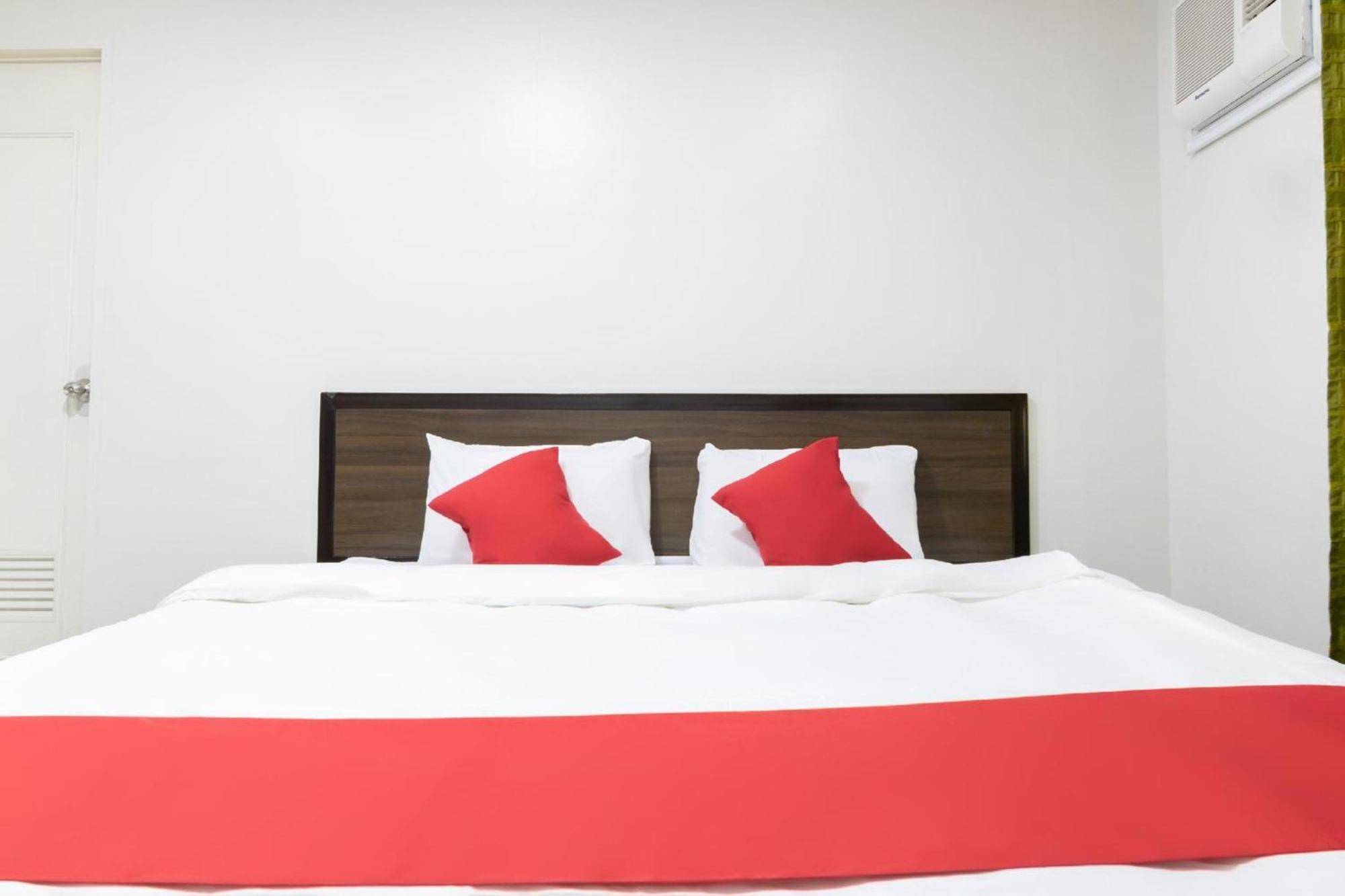 Oyo 152 Sangco Condotel Manille Extérieur photo