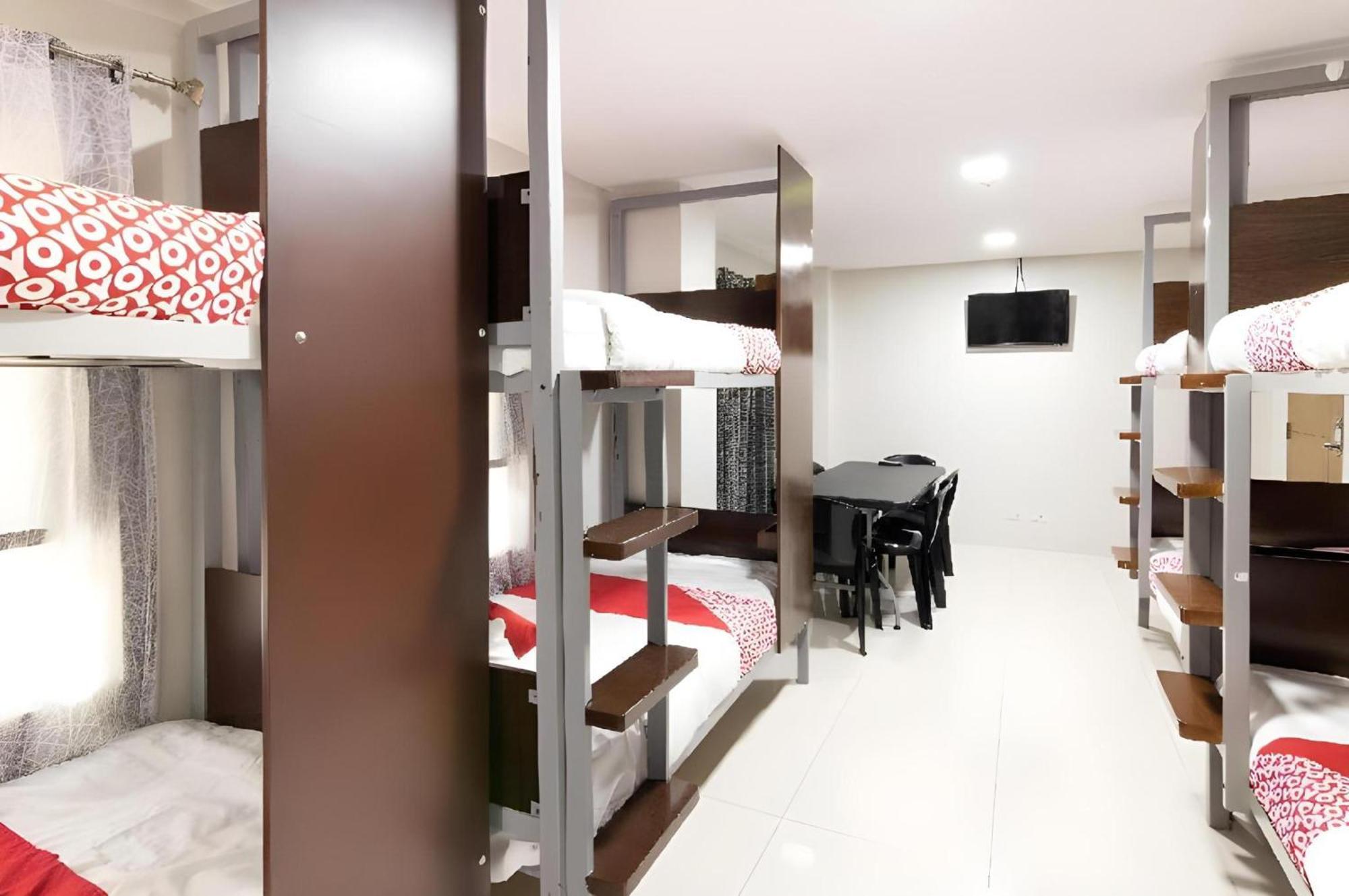 Oyo 152 Sangco Condotel Manille Extérieur photo