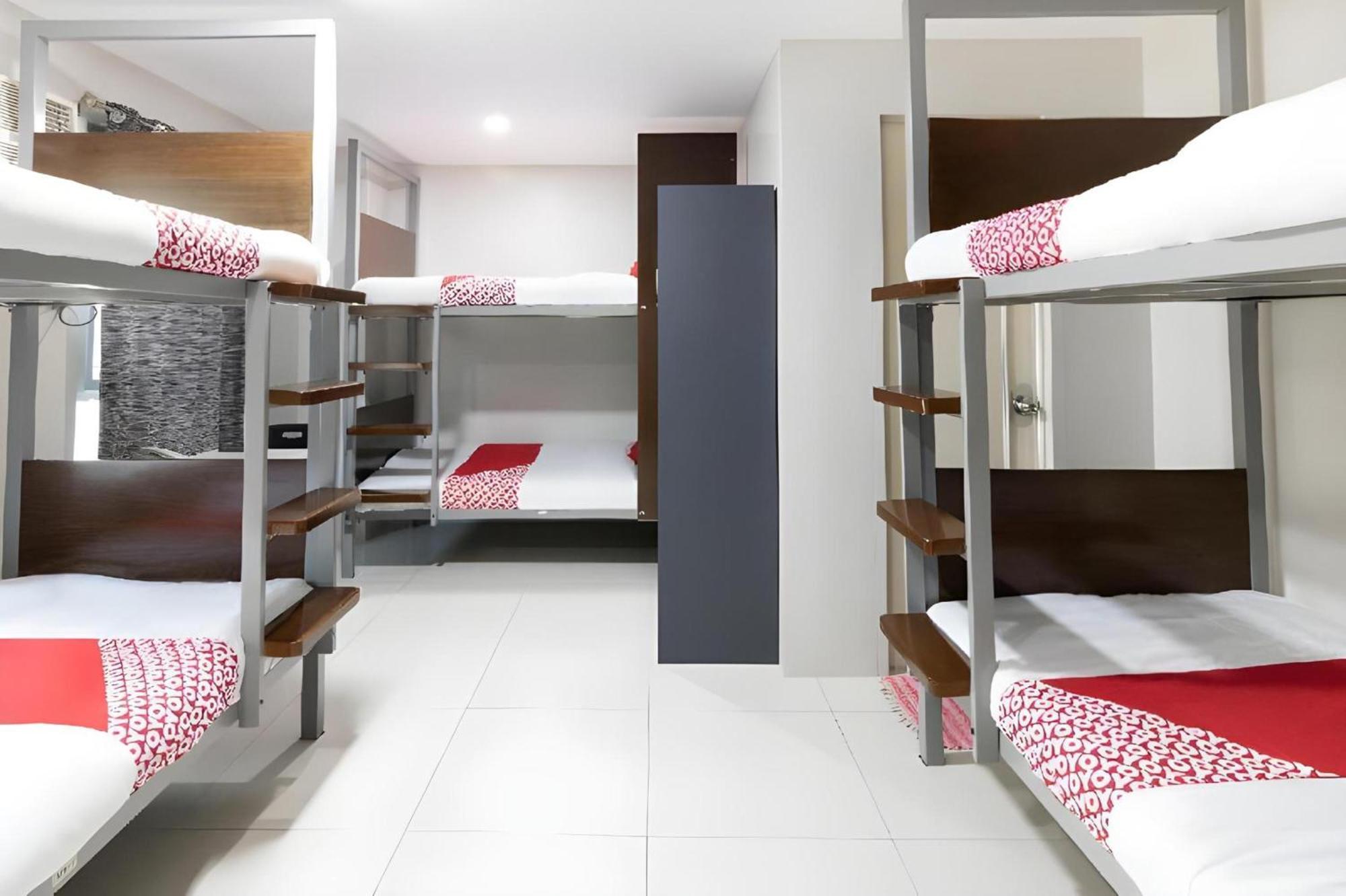 Oyo 152 Sangco Condotel Manille Extérieur photo