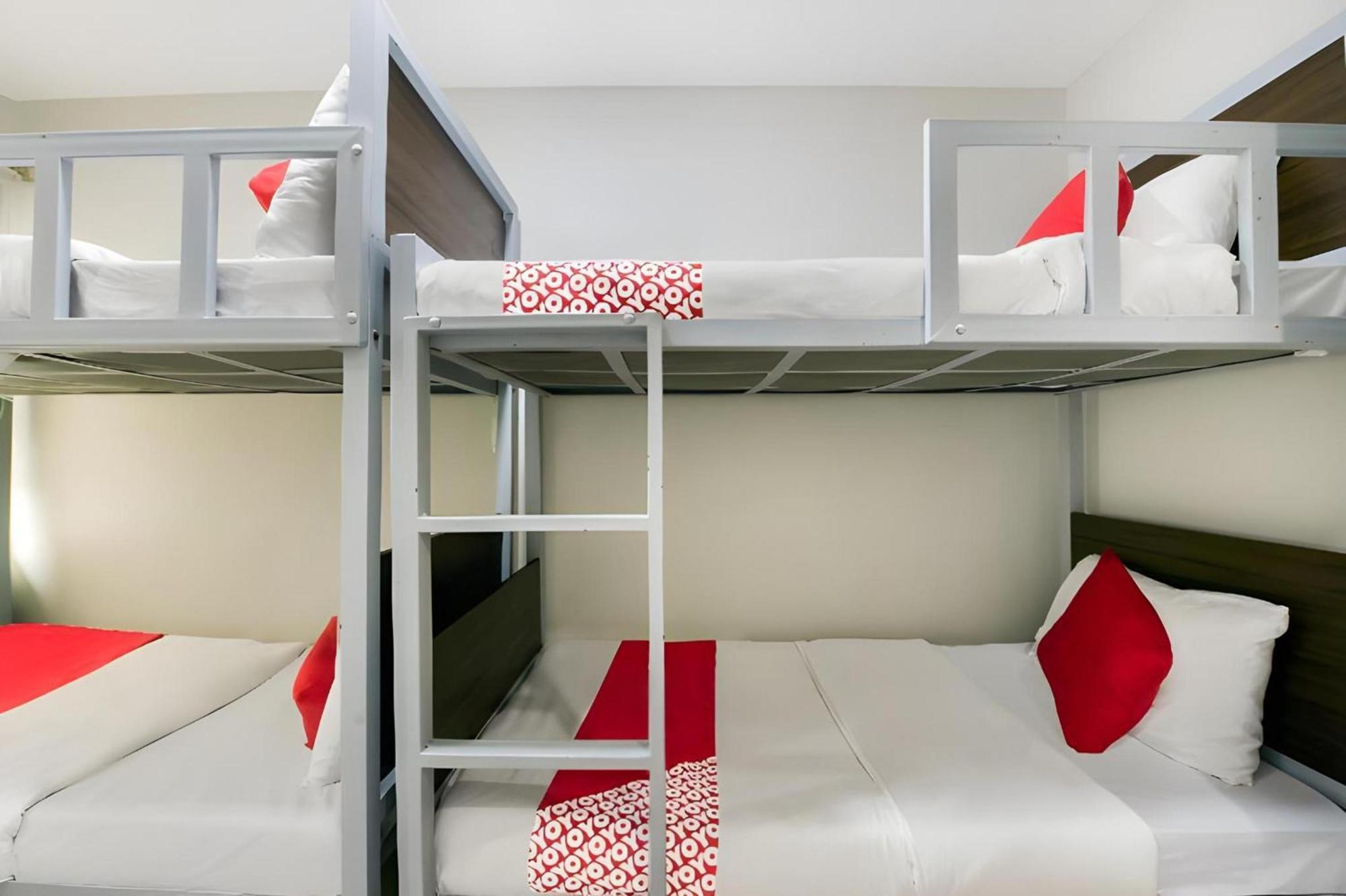 Oyo 152 Sangco Condotel Manille Extérieur photo