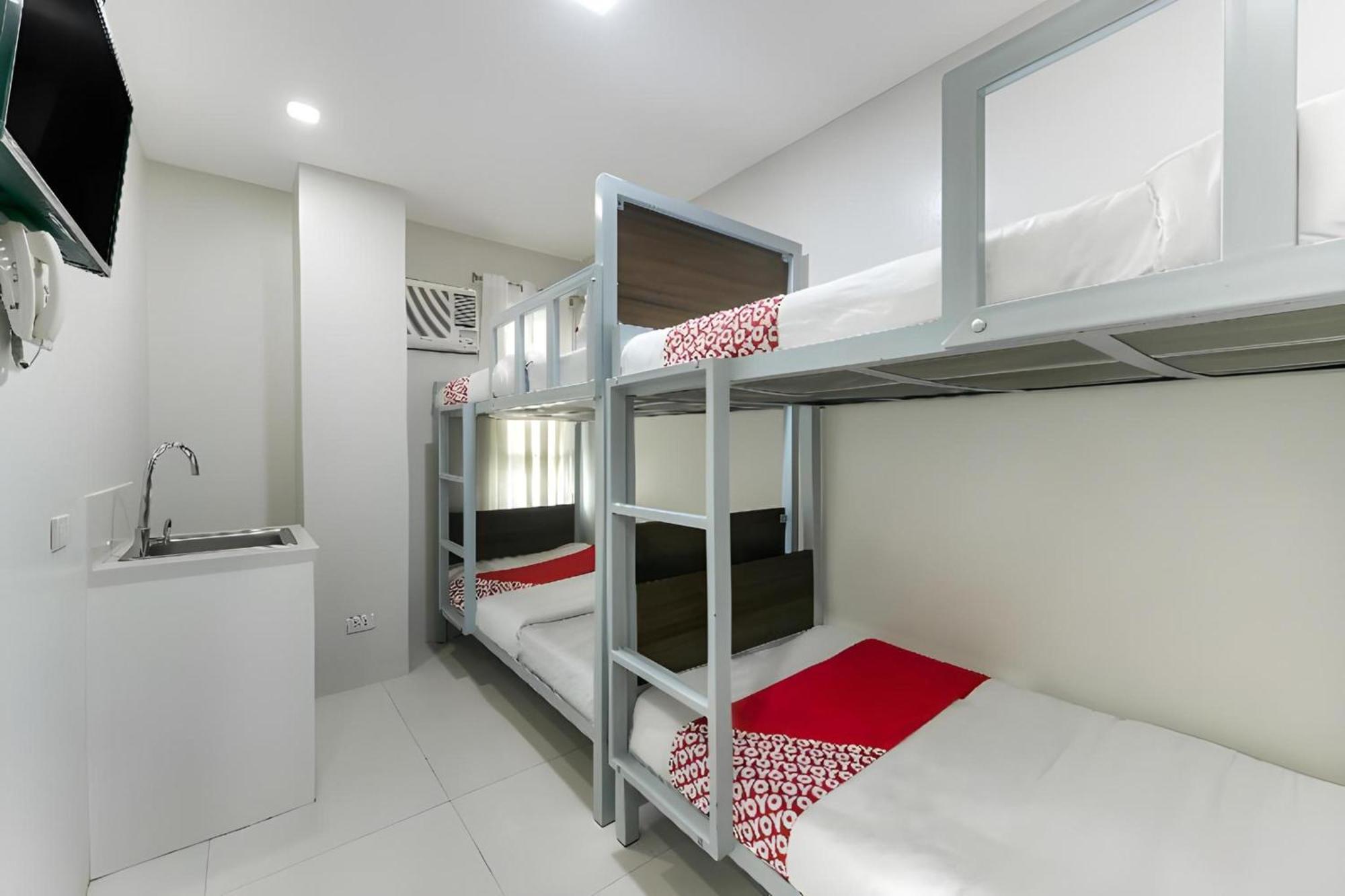 Oyo 152 Sangco Condotel Manille Extérieur photo