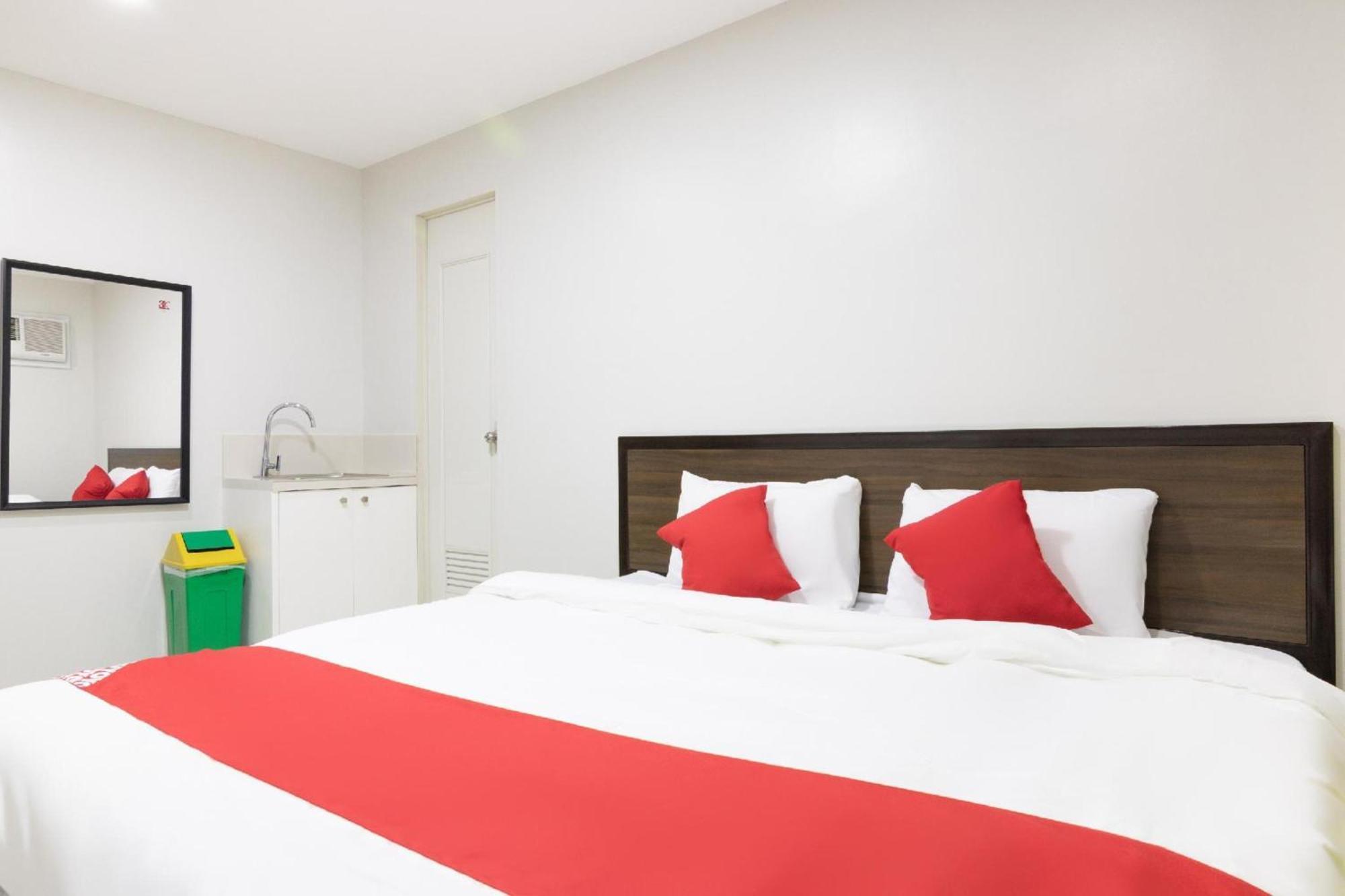 Oyo 152 Sangco Condotel Manille Extérieur photo